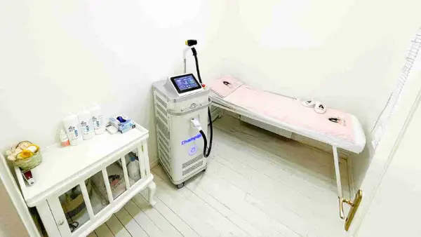 Mevsim Beauty Club Lazer Epilasyon Odası